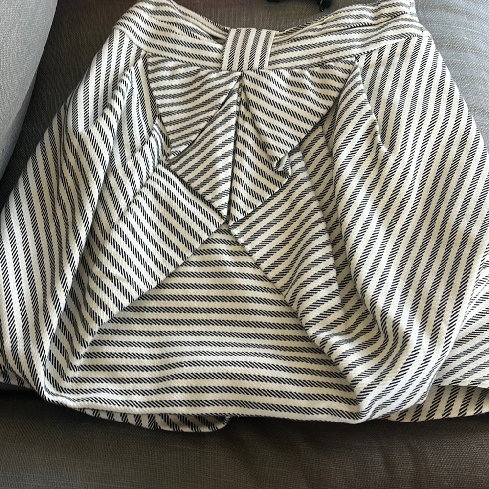 Evafranco size 2 skirt